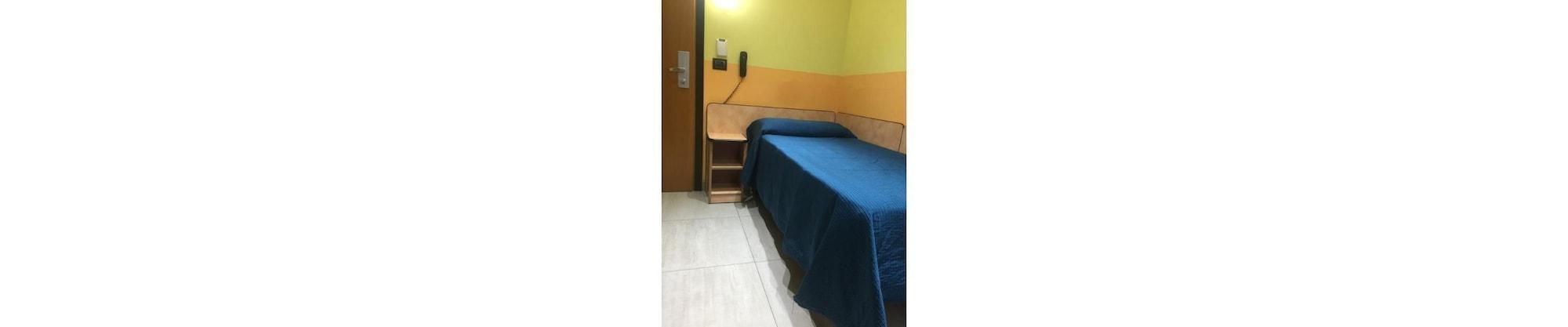鲁马酒店 马里纳迪马萨 外观 照片